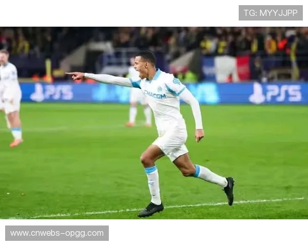 巴黎FCvs马赛：格林伍德点射加助攻，奥巴梅扬扩大比分
